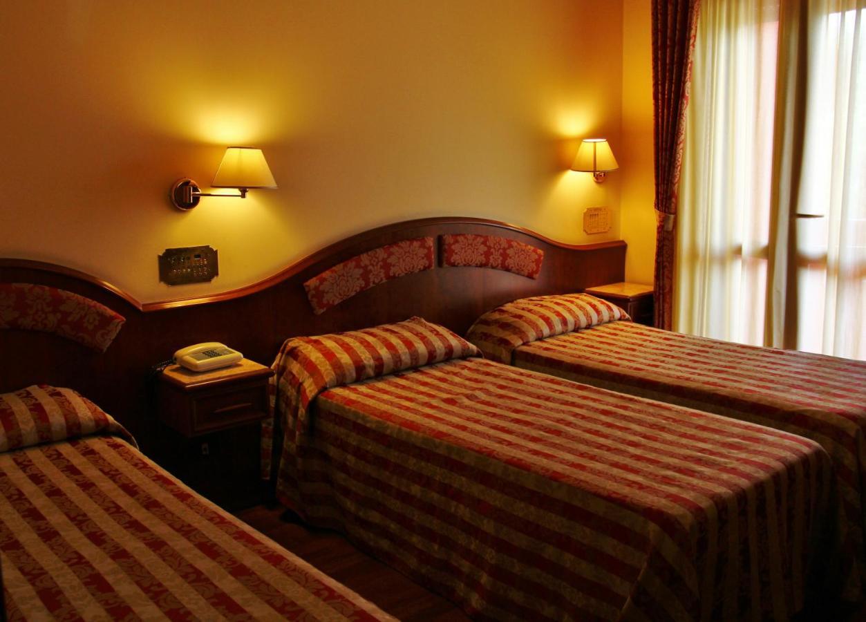 Hotel Valdaso เปดาโซ ภายนอก รูปภาพ